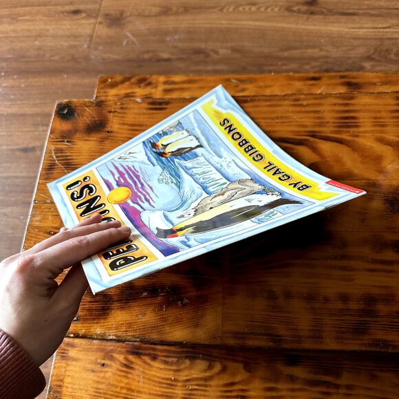 Vintage 1999 Scholastic Penguins Paperback Book - Picture 8 of 8